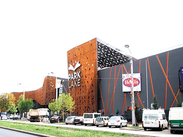 park lake shopping center