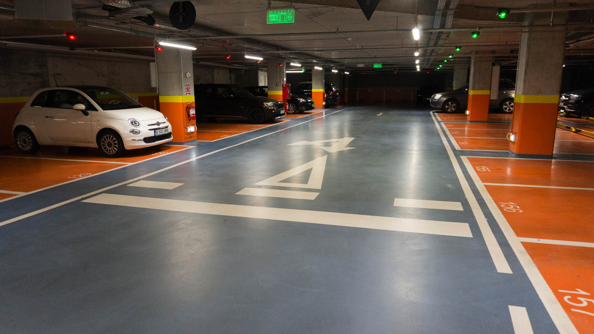 car parking floor material
